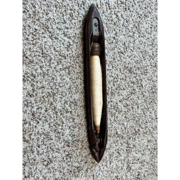 Vintage Wooded Weaving Loom Shuttle; Antique - Picture 9 of 9